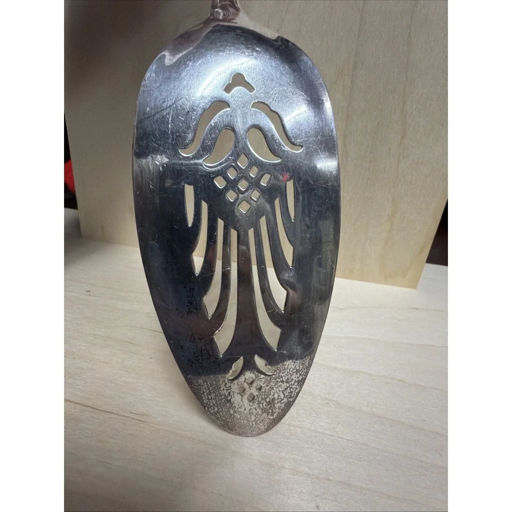 Holmes & Edwards IS Spring Garden Cake Pie Server Silverware‎